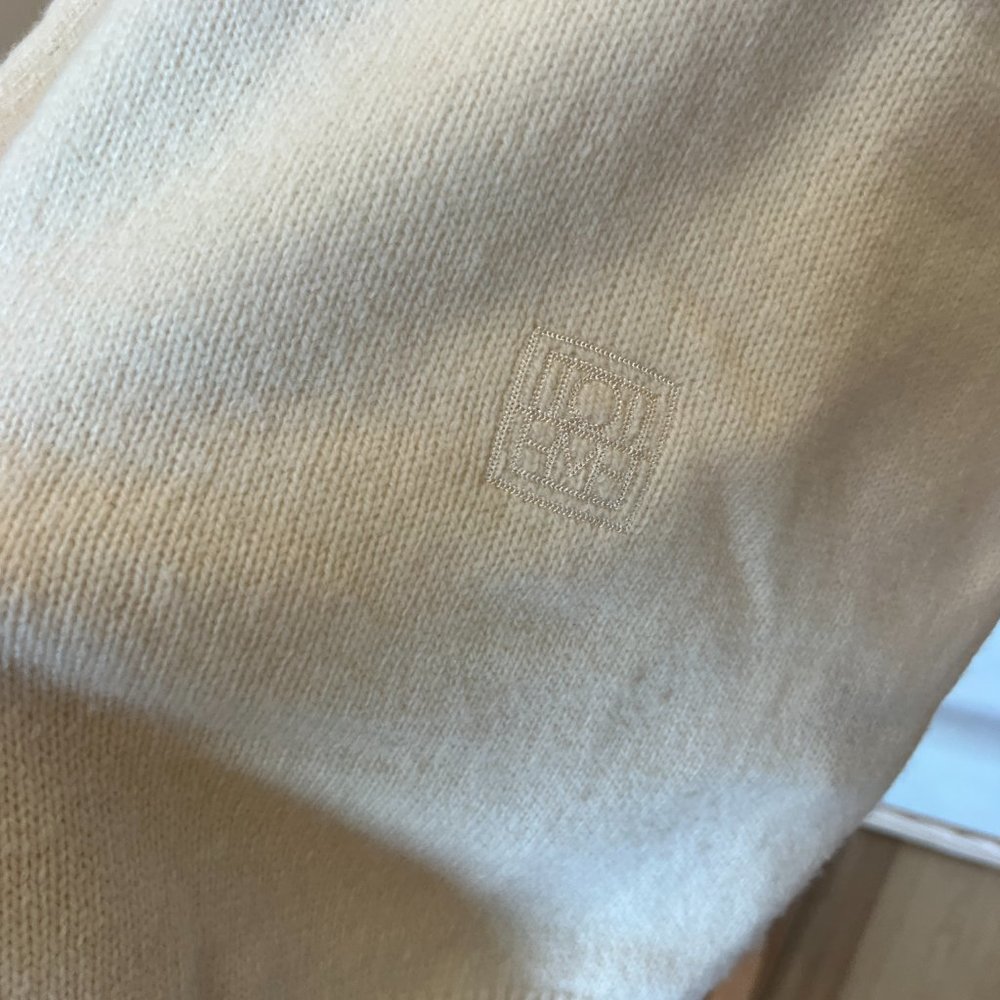 TOTEME Off-White Knit Monogram Sweater Size XS - Picture 5 of 11